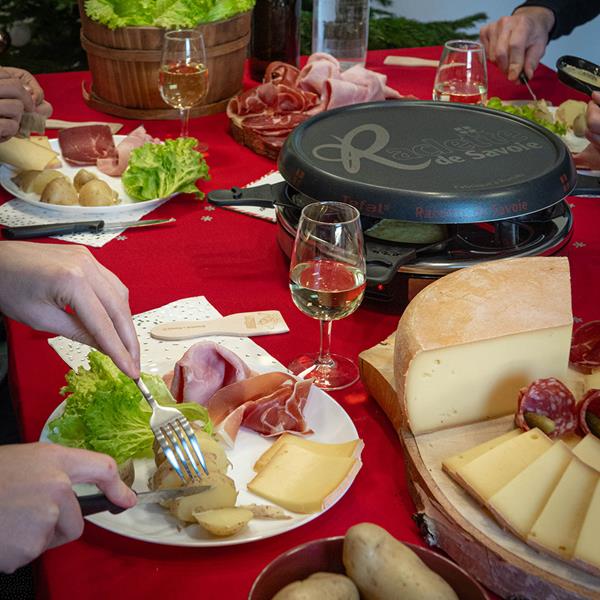 Célébrons la Journée Internationale de la Raclette !